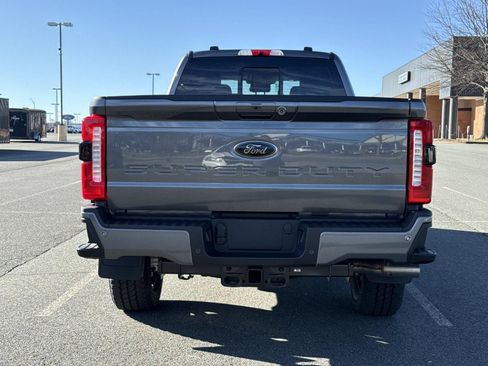 New 2026 Ford F350 Lariat w/ Black Appearance Package image 4