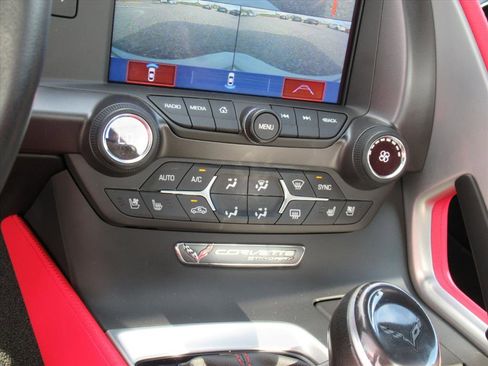 Used 2019 Chevrolet Corvette Stingray Z51 image 26