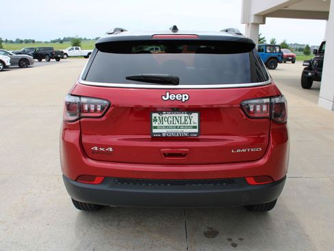 Certified 2025 Jeep Compass Limited AWD/4WD image 8
