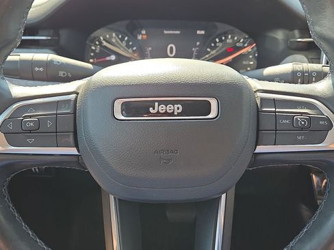 Used 2022 Jeep Compass Latitude w/ Convenience Group AWD/4WD image 31