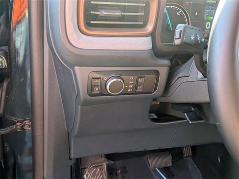 Used 2023 Ford Maverick Lariat w/ Lariat Luxury Package image 15