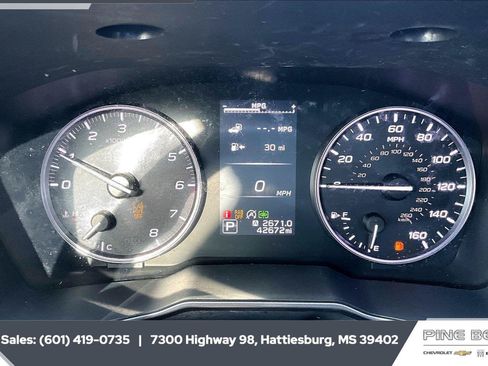 Used 2023 Subaru Outback Touring AWD/4WD image 14