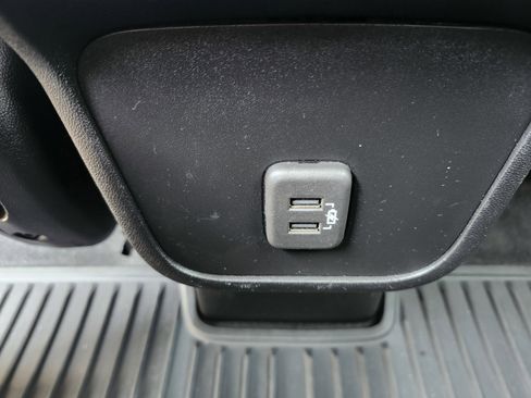 Used 2020 Chevrolet Equinox LT image 27