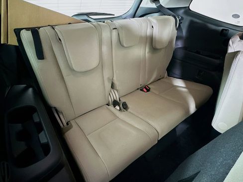 Certified 2023 Subaru Ascent Premium w/ Convenience Package image 34