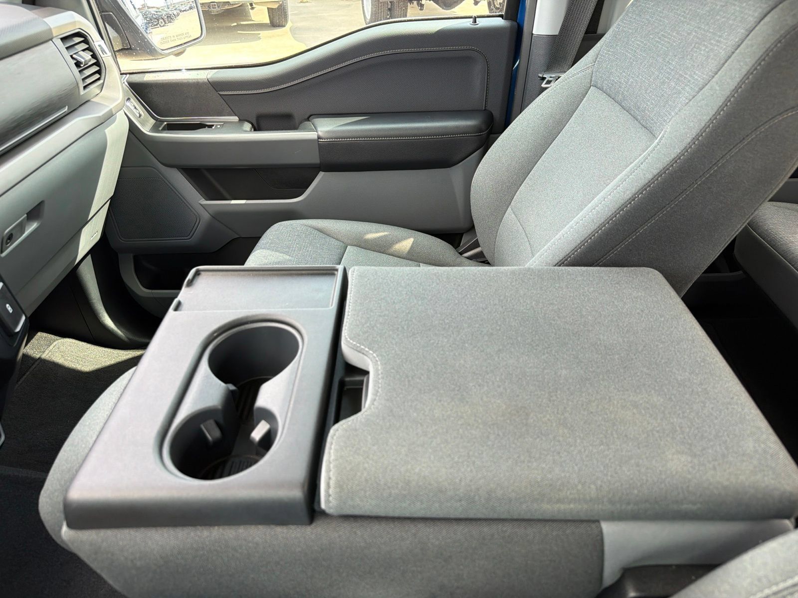 Used 2024 Ford F150 XLT w/ Bed Utility Package RWD image 32