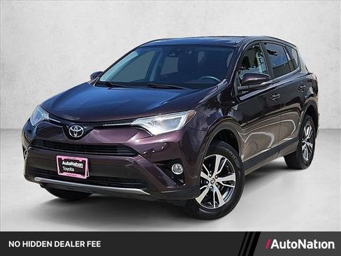 Used 2018 Toyota RAV4 XLE FWD image 1