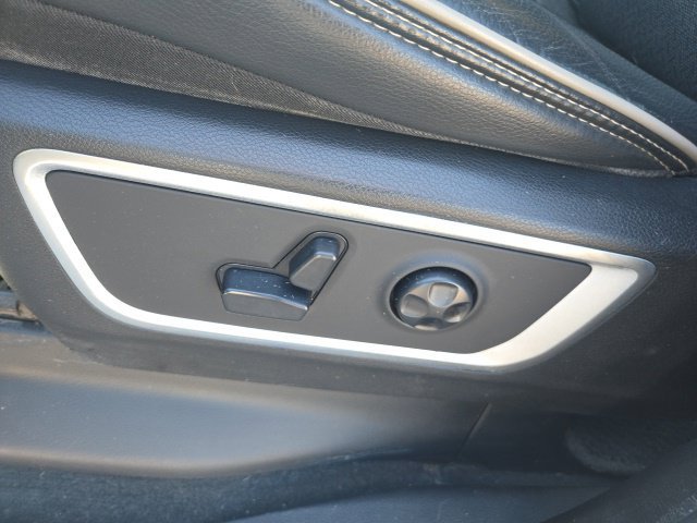 Used 2019 RAM 1500 Laramie AWD/4WD image 11