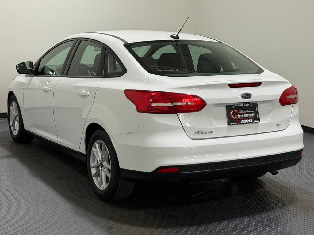 Used 2018 Ford Focus SE FWD image 7