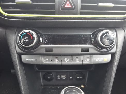 Used 2019 Hyundai Kona Ultimate FWD image 16