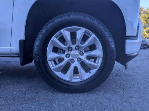 Used 2021 Chevrolet Silverado 1500 Custom image 48