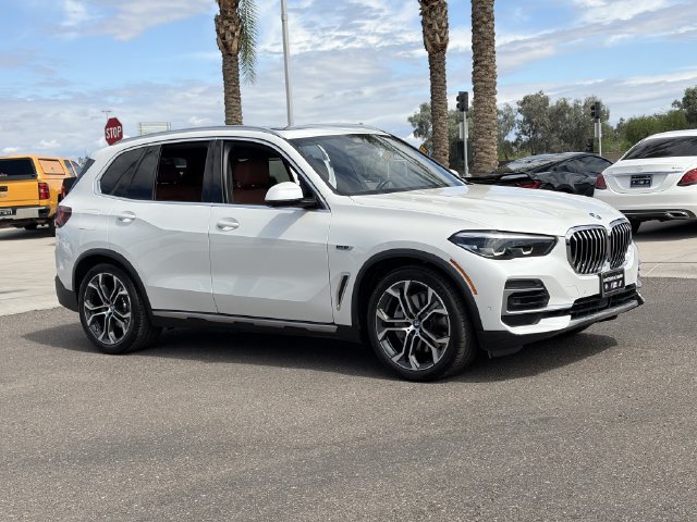 Used 2022 BMW X5 xDrive45e AWD/4WD image 4