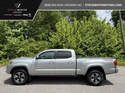 Used 2017 Toyota Tacoma TRD Sport w/ Tow Package