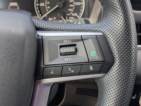 Used 2025 Mitsubishi Outlander SE AWD/4WD image 21