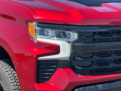 Used 2025 Chevrolet Silverado 1500 LT Trail Boss w/ Convenience Package II AWD/4WD image 44