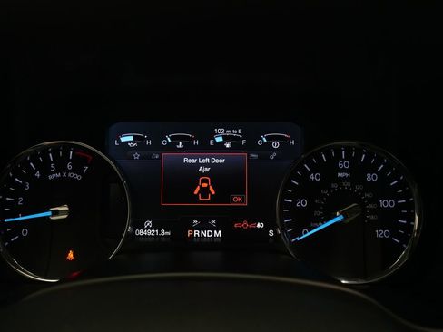 Used 2019 Ford Expedition Max Platinum AWD/4WD image 2