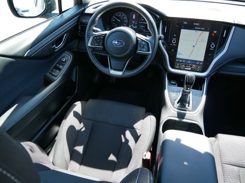 Used 2024 Subaru Outback Premium image 9