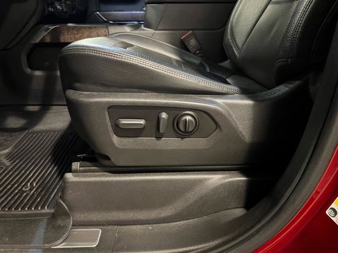 Used 2021 GMC Sierra 1500 Denali AWD/4WD image 24