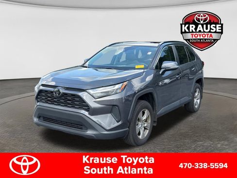 Used 2024 Toyota RAV4 XLE w/ Convenience Package FWD image 3