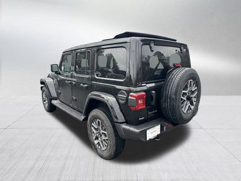 New 2026 Jeep Wrangler Sahara image 7