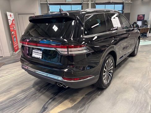 Used 2020 Lincoln Aviator Reserve w/ Equipment Group 201A image 38