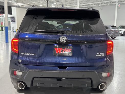 Used 2022 Honda Passport Elite image 19