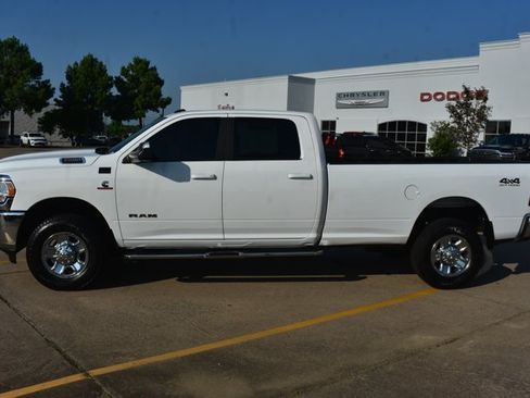 Used 2022 RAM 2500 Big Horn AWD/4WD image 9