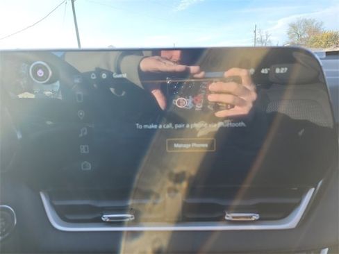 New 2026 Chevrolet Equinox LT image 23