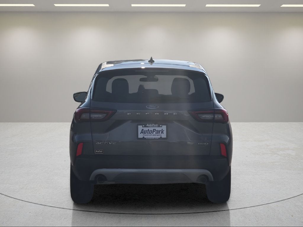Certified 2024 Ford Escape Active AWD/4WD image 7
