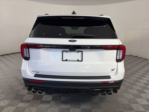 Certified 2025 Ford Explorer ST image 6