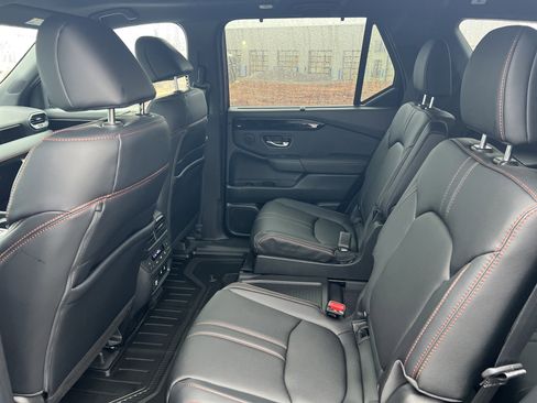 New 2026 Honda Pilot TrailSport image 20