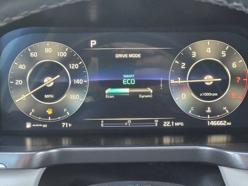 Used 2023 Kia Sorento SX AWD/4WD image 15