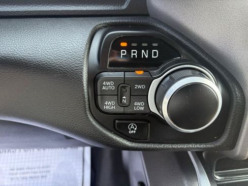 Used 2023 RAM 1500 Big Horn AWD/4WD image 34