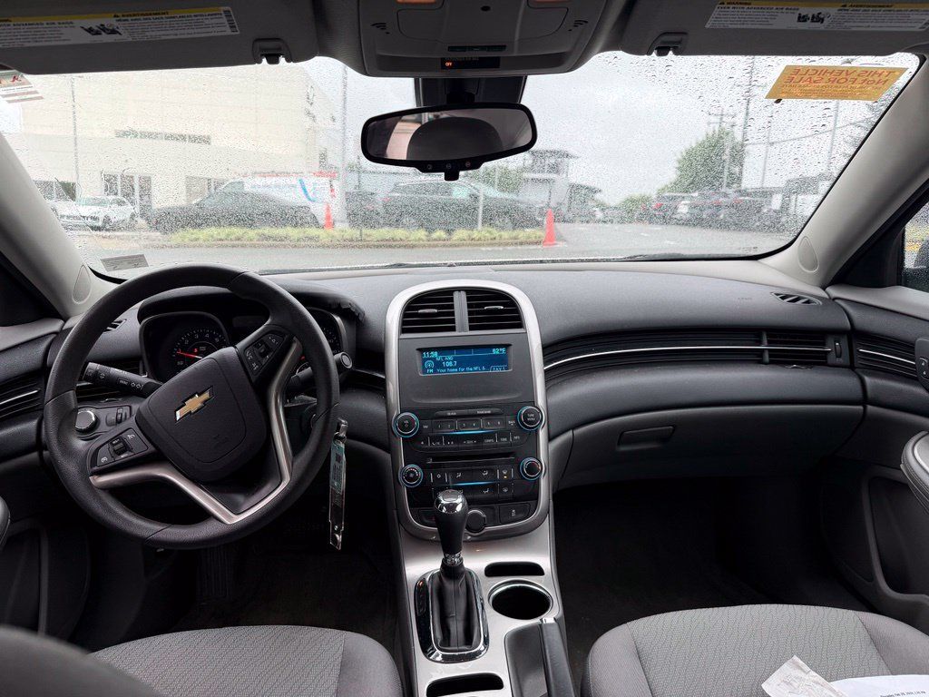 Used 2014 Chevrolet Malibu LS w/ Protection Package FWD image 5