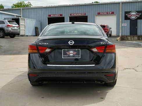 Used 2022 Nissan Altima 2.5 SV FWD image 19