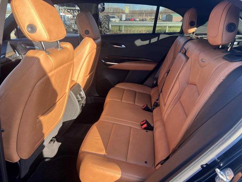 Used 2020 Cadillac XT4 Sport image 10