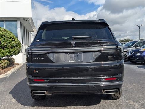 New 2026 Buick Enclave Avenir image 5