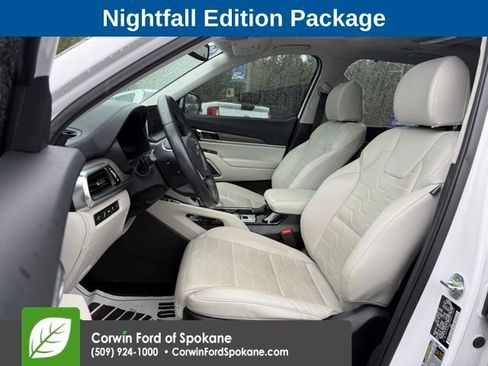 Used 2022 Kia Telluride SX w/ SX Prestige Package AWD/4WD image 2