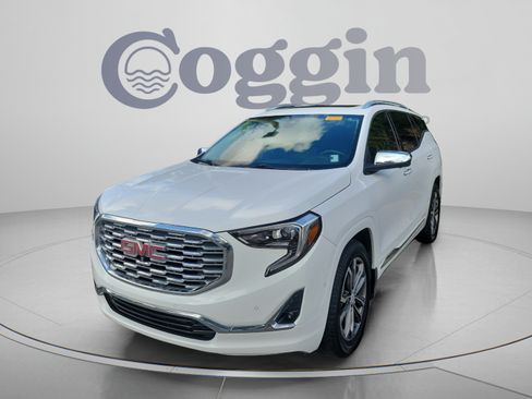 Used 2019 GMC Terrain Denali w/ Advanced Safety Package AWD/4WD image 1