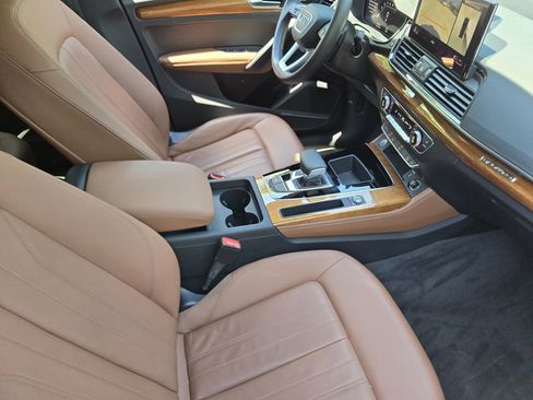 Certified 2023 Audi Q5 2.0T Premium Plus w/ Premium Plus Package AWD/4WD image 18