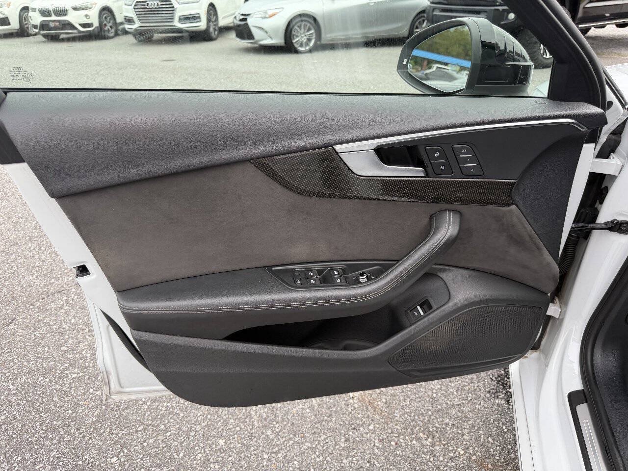 Used 2019 Audi S4 Premium Plus w/ Premium Plus Package AWD/4WD image 9