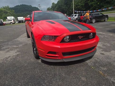 Used 2014 Ford Mustang GT Premium w/ Electronics Package RWD image 3