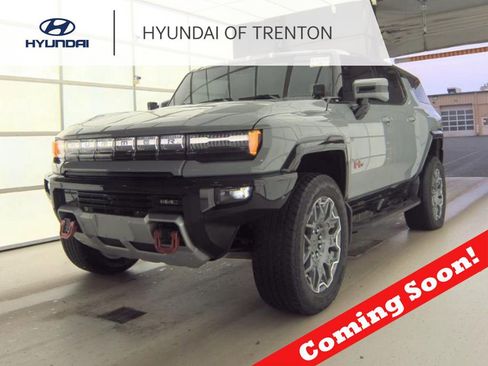 Used 2024 GMC Hummer EV 3X w/ LPO, Illumination Package image 1