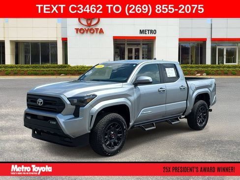 Used 2026 Toyota Tacoma SR5 AWD/4WD image 1