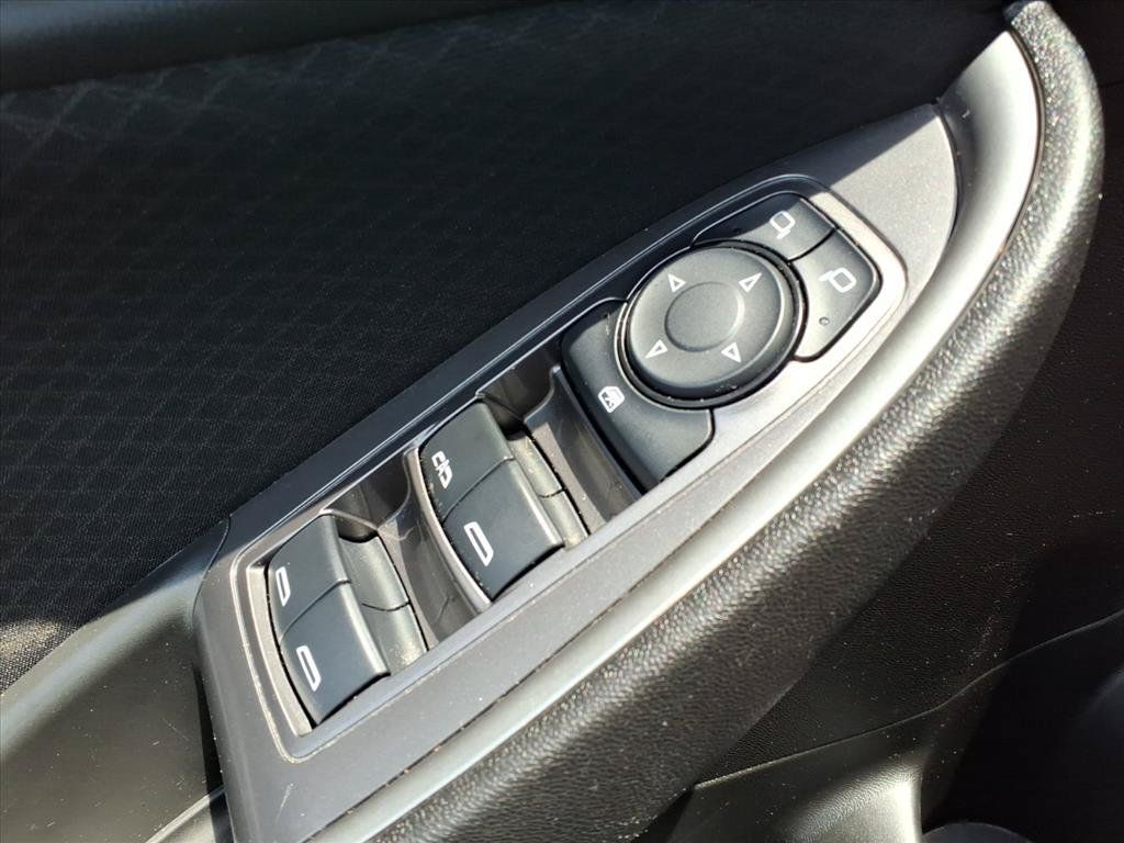 Used 2025 Chevrolet Malibu LT FWD image 16