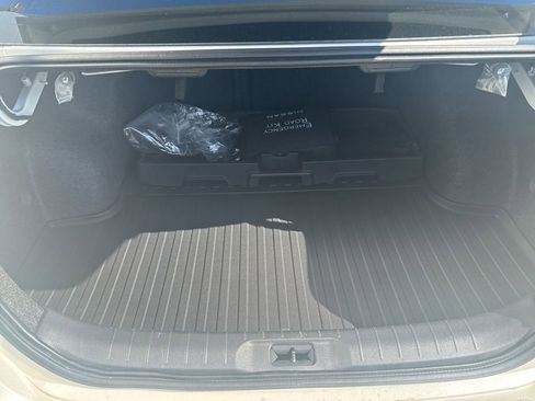 Used 2022 Nissan Altima 2.5 SR w/ Midnight Edition Package image 28