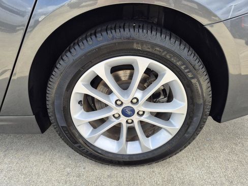 Certified 2020 Ford Fusion SE image 13