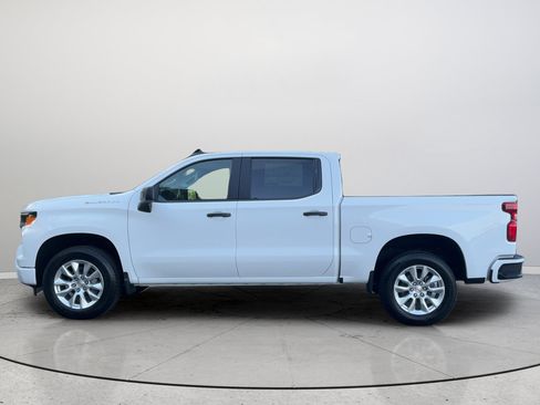 New 2026 Chevrolet Silverado 1500 Custom RWD image 8