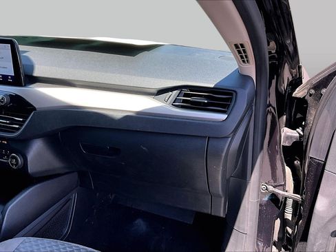 Used 2020 Ford Escape SE FWD image 15