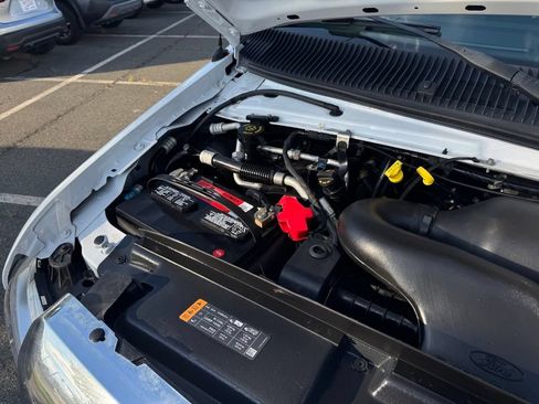 Used 2019 Ford E-350 and Econoline 350 Super Duty w/ Power Windows & Locks Group RWD image 33