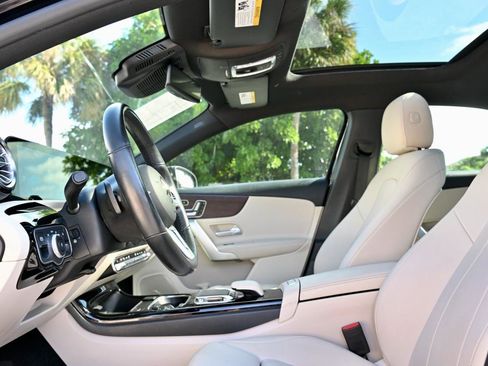 Used 2020 Mercedes-Benz A 220 4MATIC image 7